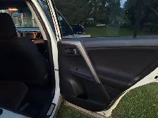 2015 Toyota rav4 XLE AWD - Photo 8