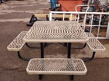 EIGHT SEAT STEEL RUBBER COATED PICNIC TABLE COMMERCIAL