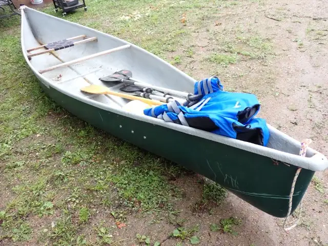 Abitibi Fiberglass Canoe