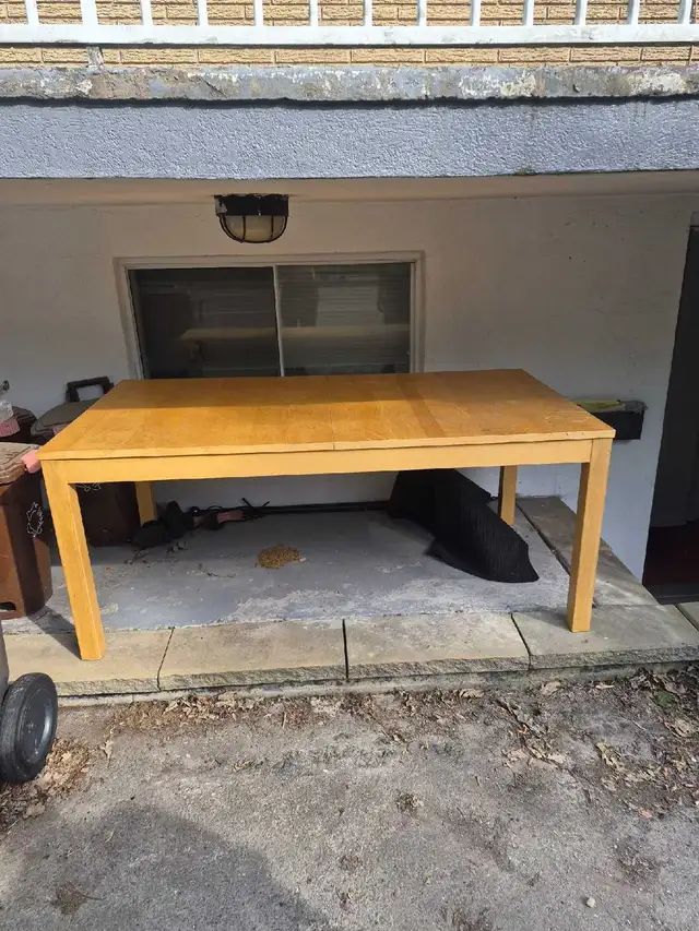 Free Kitchen Table