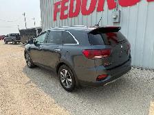 2020 Kia Sorento EX V6 AWD - Photo 2