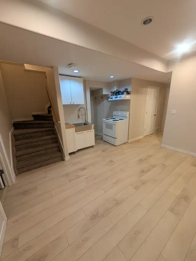 2 Bedroom Basement Suite with Tall Ceilings and Walk-In Closet