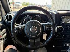 2018 Jeep Wrangler JK Unlimited Sahara 4WD - Photo 13