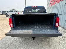 2018 Chevrolet Silverado 1500 LTZ Crew Cab 4WD - Photo 9