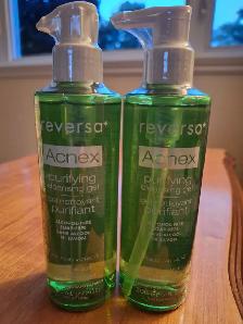 Reversa Acnex Nettoyant purifiant 250 mL - Neuf - 10 $