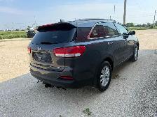 2018 Kia Sorento FE V6 AWD - Photo 9