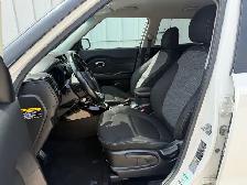 2019 Kia Soul EX - Photo 12