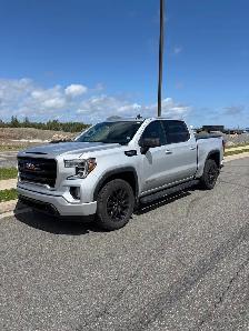 2019 GMC Sierra Elevation 5.3L V8 4x4 - Photo 2