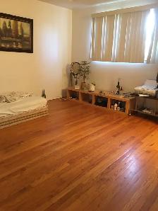 MasterRoom w Private Bathroom - 4 min walk to Lions Park ctrain