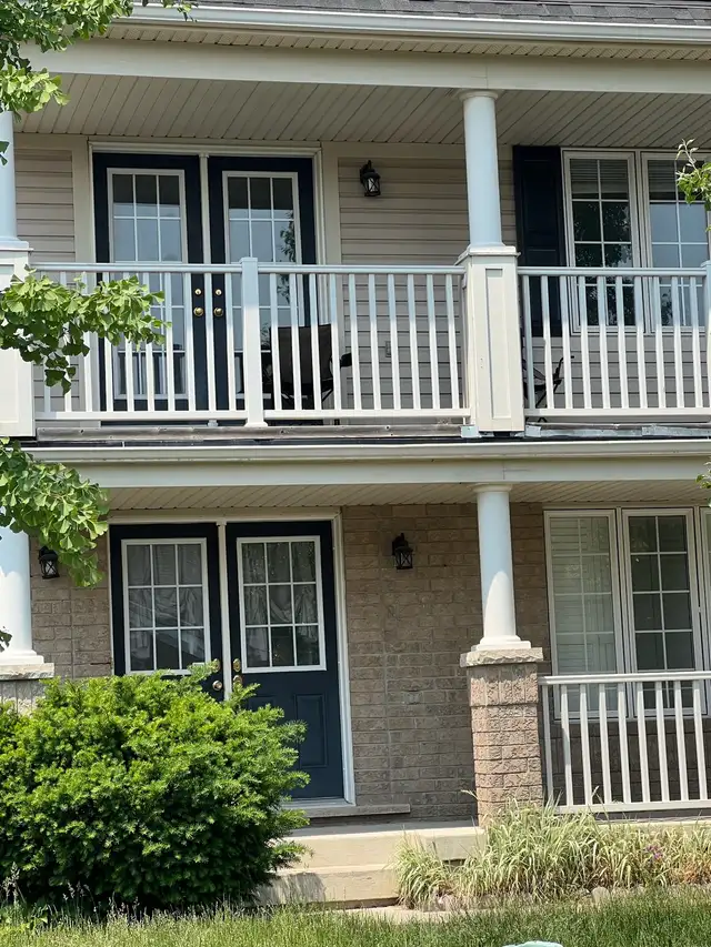 Roommate Pvt Masterbed Room with Pvt Bath $1000
