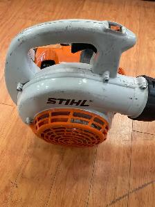 Stihl SH56 C Blower - Photo 2