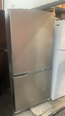 Samsung 33' Bottom Freezer Fridge 18.8 Cu. Ft. Stainless Steel
