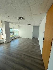 Bureau 493 pi² rénové – 1483.20$/mois – 2120 Sherbrooke E