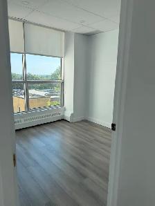 Bureau 493 pi² rénové – 1483.20$/mois – 2120 Sherbrooke E - Photo 3