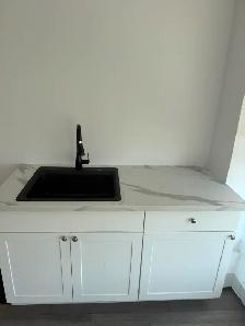 Bureau 493 pi² rénové – 1483.20$/mois – 2120 Sherbrooke E - Photo 8