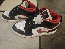 Air Jordan 1 Mid Kids