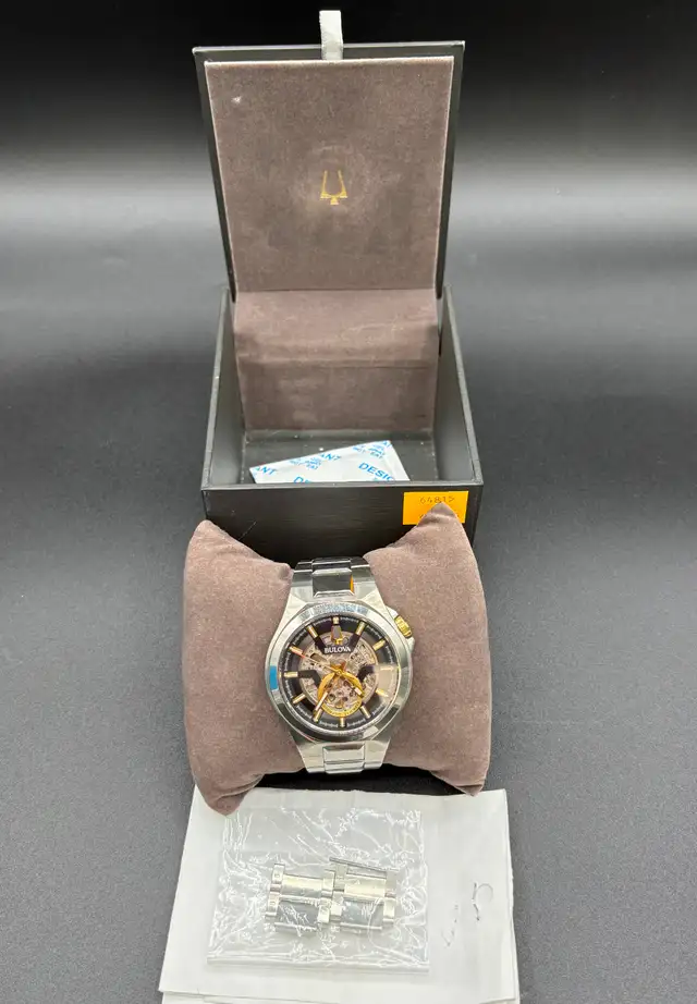 Bulova 98A224 Automatic Watch in Box with Extra Links