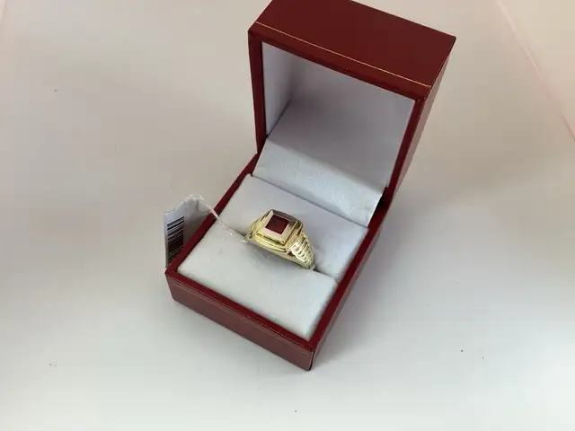 bague en or 10 k