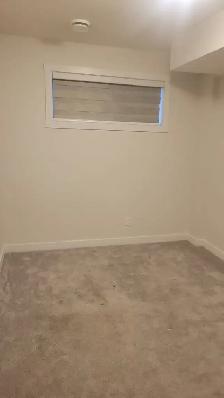 Beautiful 2 Bedroom LEGAL Basement Apartment - Photo 9