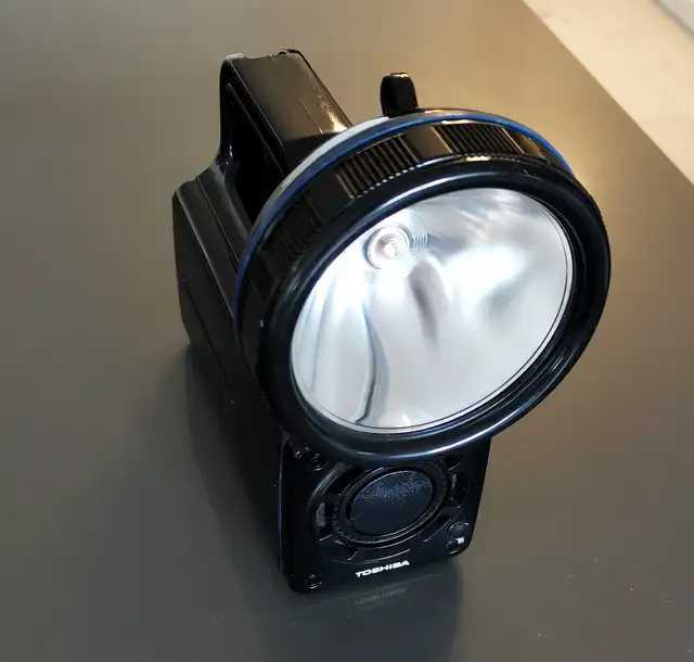 New Toshiba Portable Super Bright Searchlight