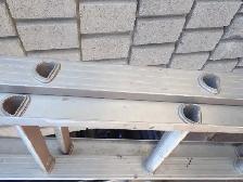 Aluminum Extension Ladder - Photo 3