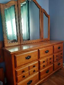 Bureau madame avec miroir en merisier