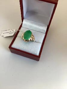 bague en or 14k avec pierre verte
