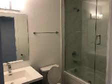 Oakville 2 bedroom 2 washroom townhouse - Photo 7