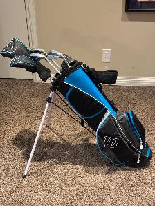 JUNIOR: WILSON PROFILE JGI BLUE (LARGE) PACKAGE GOLF CLUB SET