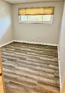 Charming 2-Bedroom Main Floor Home in a Prime Port Arthur - Photo 8