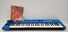 (B1757) Yamaha MX61 Synthesizer