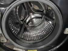TOUCHSCREEN! Samsung 27' Grey Front-Load Stackable Washer Dryer - Photo 4