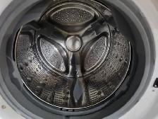 LG 27' White Front-Load Stackable Washer / Washing Machine - Photo 3