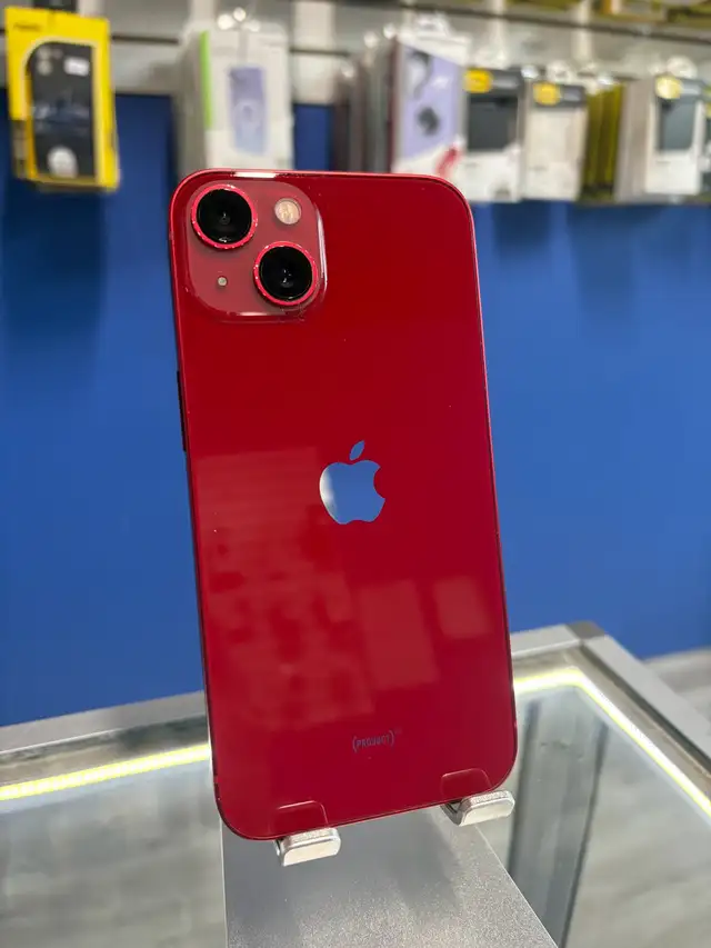 iPhone 13 128gb (Store Warranty)