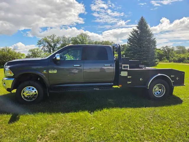 2015 Ram 3500 Longhorn Dually - HO Cummins / AISIN - CM Flatbed