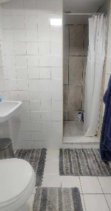 room for rent - Photo 4