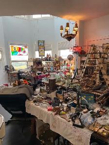 Indoor Garage Sale - Photo 4