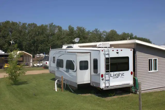 2016 Highland Ridge Trailer on Seasonal Site