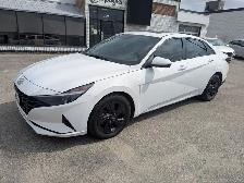 2023 Hyundai Elantra PREFERRED IVT WITH TECH PACKAGE/SUNROOF! - Photo 2