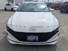 2023 Hyundai Elantra PREFERRED IVT WITH TECH PACKAGE/SUNROOF! - Photo 3