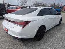 2023 Hyundai Elantra PREFERRED IVT WITH TECH PACKAGE/SUNROOF! - Photo 5