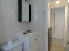 Renovated, furnished room for rent in quiet NDG (Montreal) - Photo 5