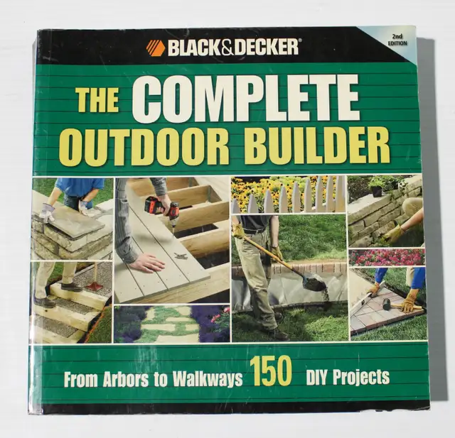 BLACK & DECKER THE COMPLETE OUTDOOR BUILDER BOOKAS PICTURED -