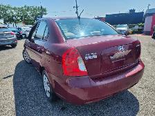 2010 Hyundai Accent PETIT BUGET GARANTIE 1 ANS - Photo 5