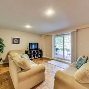 2 Furnished rooms  in North York near Bayview & York Mills