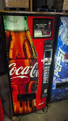 Refurbished Vending Machines - Photo 9