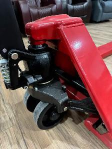 Manual and Electric Pallet Jacks Pump Trucks Warehouse Products - Photo 6
