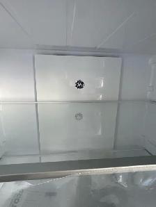 NEW 31" GE Counter Depth Bottom Freezer Fridge (17.7 Cu.Ft) - Photo 6