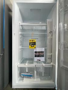 NEW 32.88" GE Upright Freezer Frost Free (17.3 Cu.Ft) - Photo 4