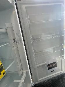 NEW 32.88" GE Upright Freezer Frost Free (17.3 Cu.Ft) - Photo 7
